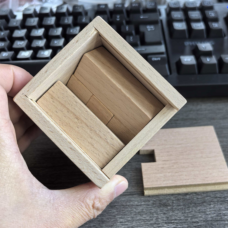 Magic IQ Oblique Placement of  - огляд і ціна Woodworking Jigsaw