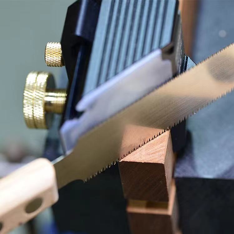 Dovetail Magnetic 45 Degrees S - огляд і ціна Dovetail Saw Fine